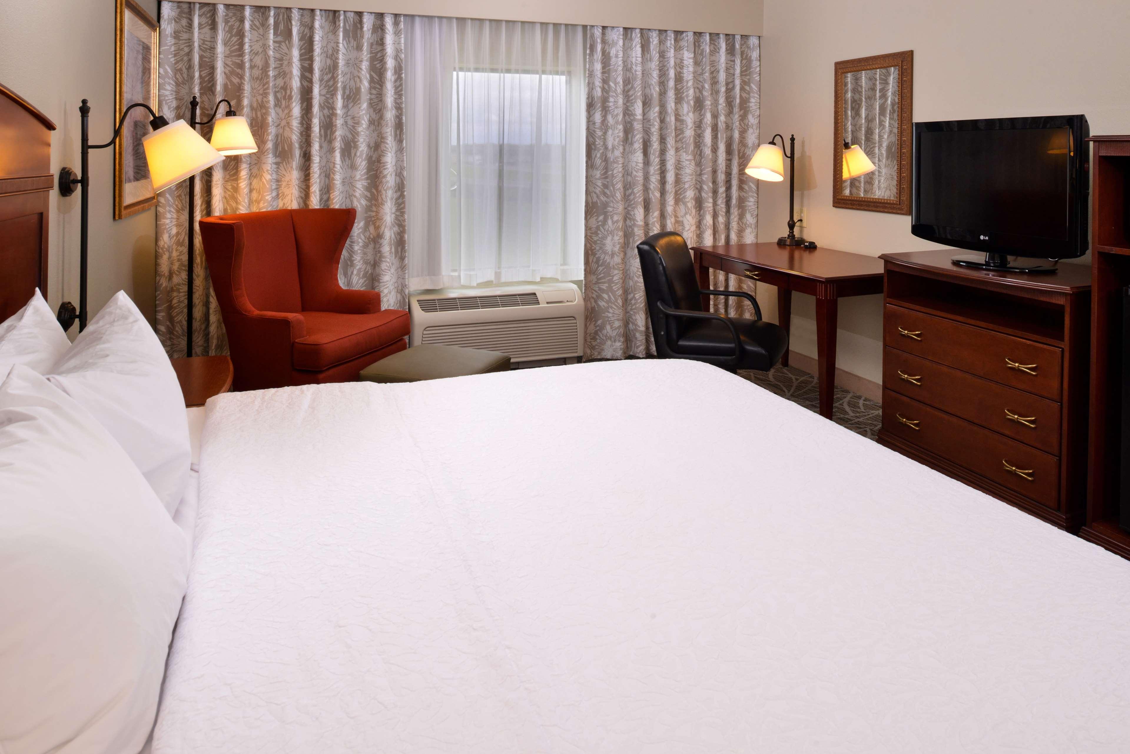 Hampton Inn By Hilton Litchfield Exteriör bild