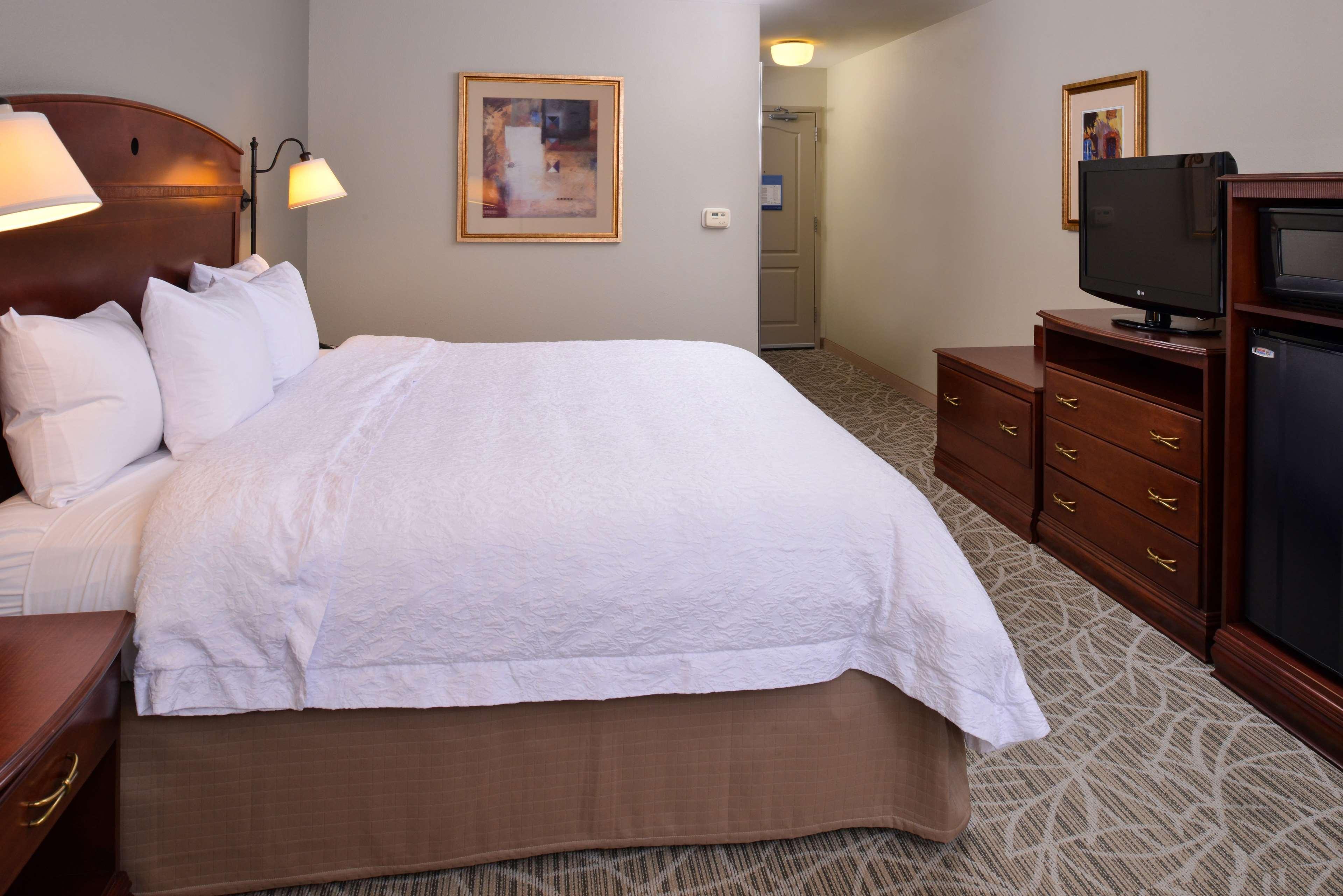 Hampton Inn By Hilton Litchfield Exteriör bild