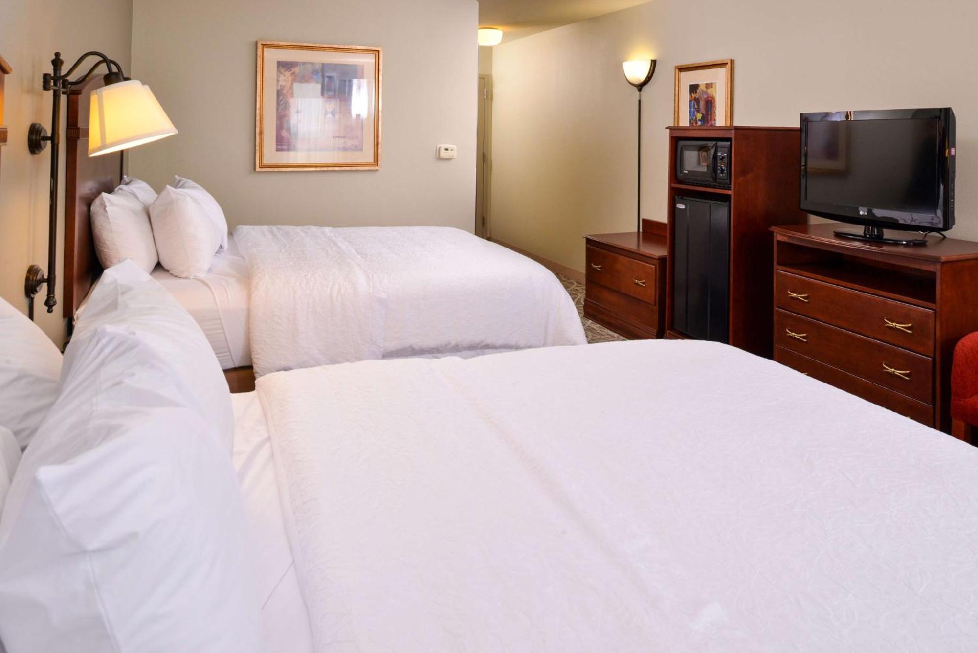 Hampton Inn By Hilton Litchfield Exteriör bild